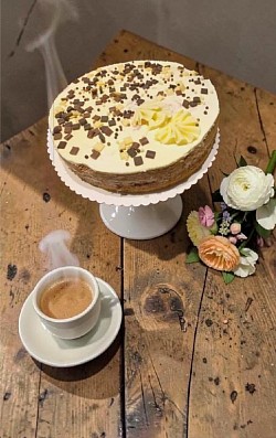 Pour les plus gourmands, aux trois chocolats.
