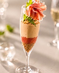 Trifle de foie gras aux figues et jambon cru